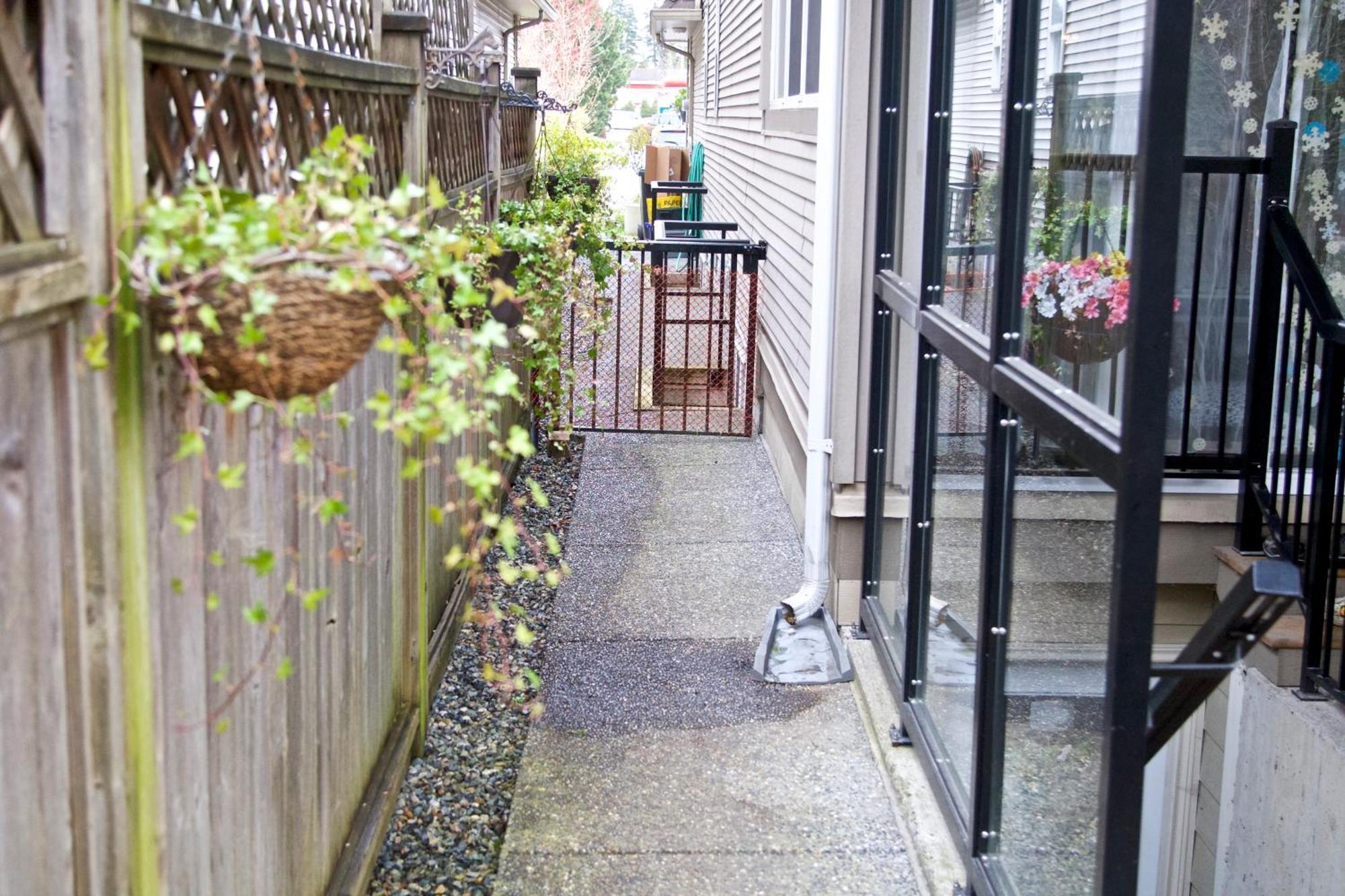 Scorpio House B Homestay Langley